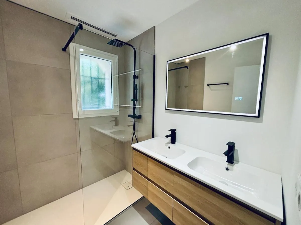 Villa Tropicannes Pool 5 Bedrooms Le Cannet